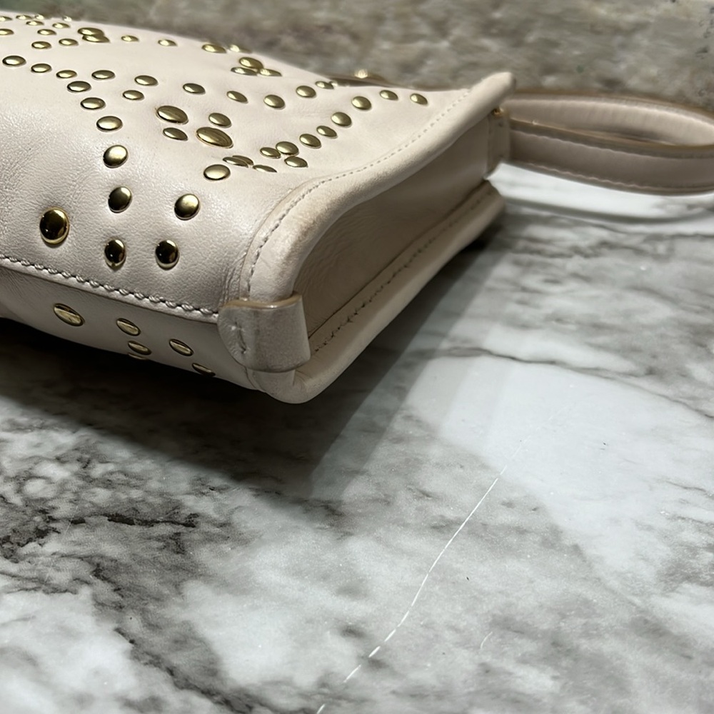 Coach stud Rivet Cream-Gold Leather crossbody purse. In GUC - Picture 7 of 16